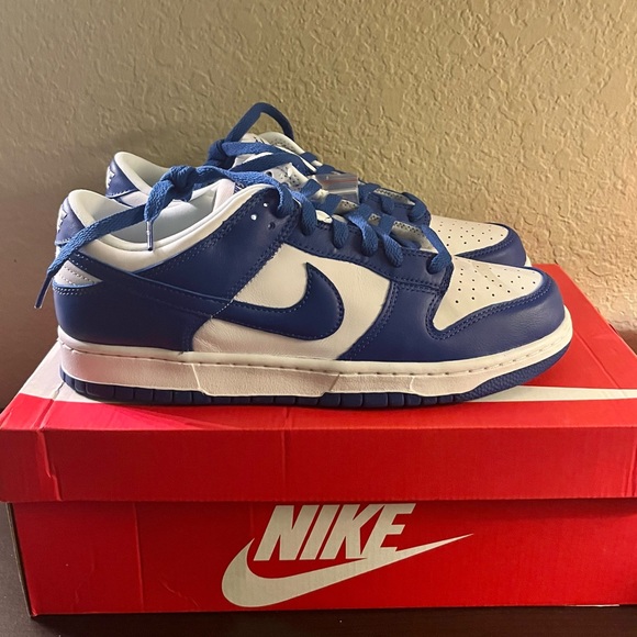 Dunk low Kentucky 9.5 - Picture 2 of 7
